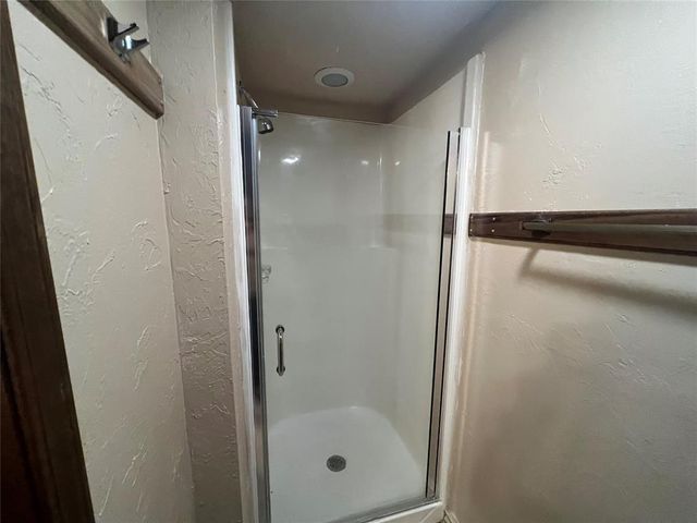 2517 W Hefner Road, Oklahoma City, OK 73120