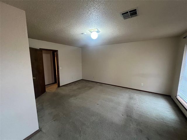 2517 W Hefner Road, Oklahoma City, OK 73120