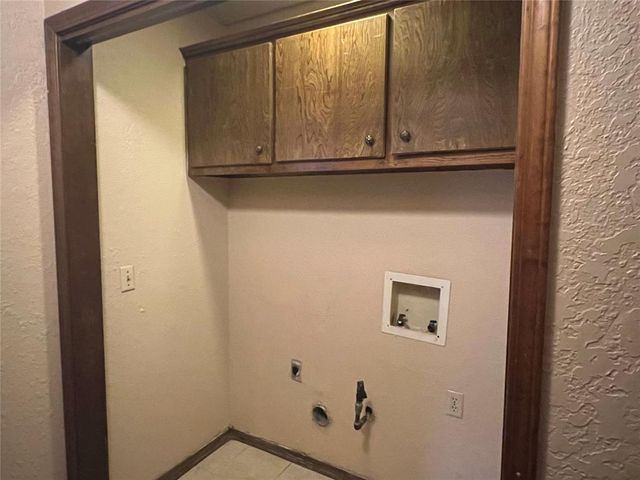 2517 W Hefner Road, Oklahoma City, OK 73120