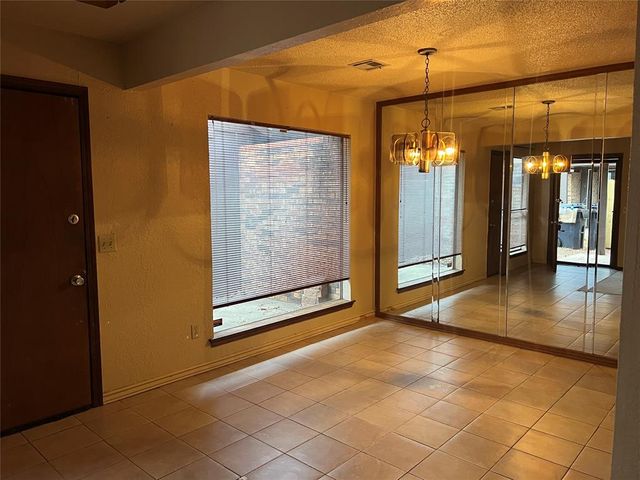 2517 W Hefner Road, Oklahoma City, OK 73120