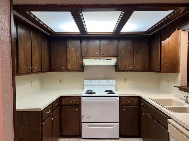 2517 W Hefner Road, Oklahoma City, OK 73120