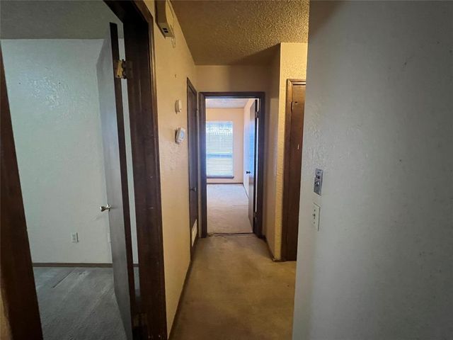 2517 W Hefner Road, Oklahoma City, OK 73120