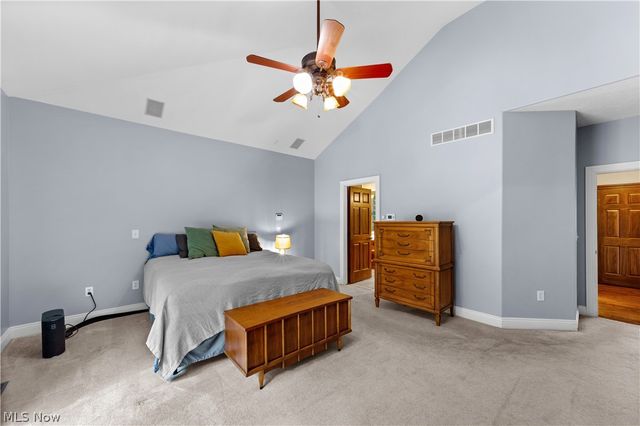 6424 Highland Green Drive, Medina, OH 44256