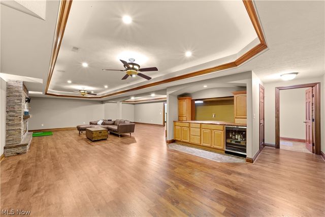 6424 Highland Green Drive, Medina, OH 44256