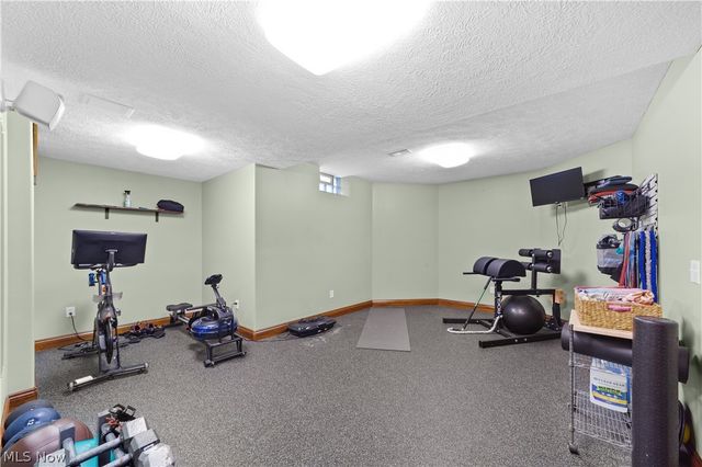 6424 Highland Green Drive, Medina, OH 44256