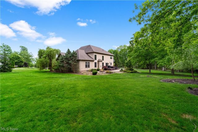 6424 Highland Green Drive, Medina, OH 44256