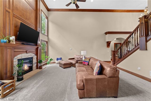 6424 Highland Green Drive, Medina, OH 44256