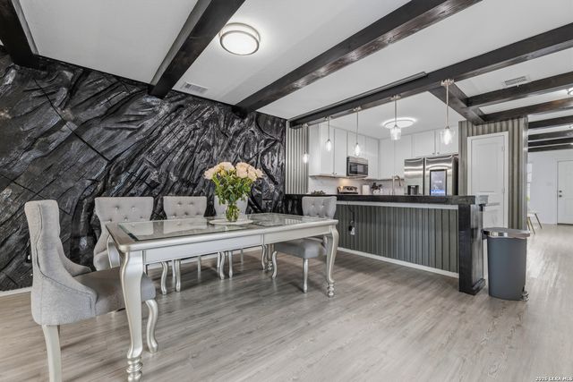 4223 OSMOSIS DR, San Antonio, TX 78223