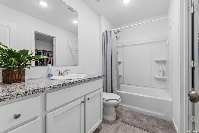 4223 OSMOSIS DR, San Antonio, TX 78223