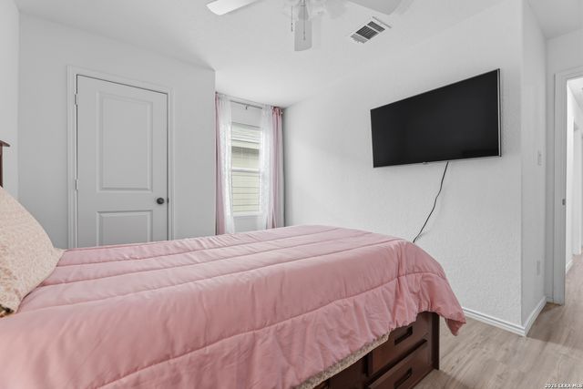 4223 OSMOSIS DR, San Antonio, TX 78223