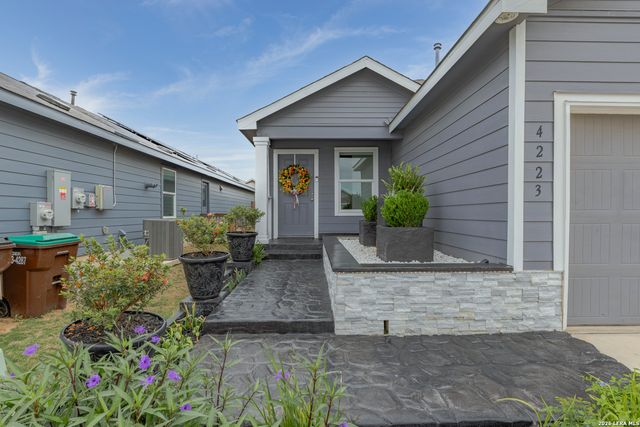 4223 OSMOSIS DR, San Antonio, TX 78223