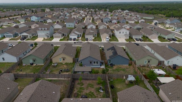 4223 OSMOSIS DR, San Antonio, TX 78223