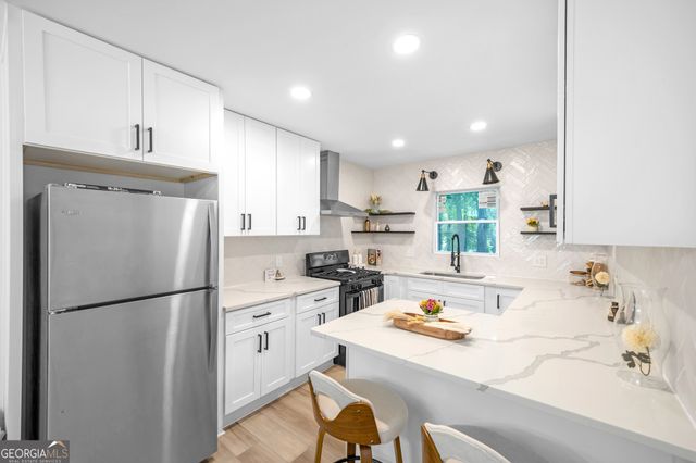 2545 Plantation Drive, Atlanta, GA 30344