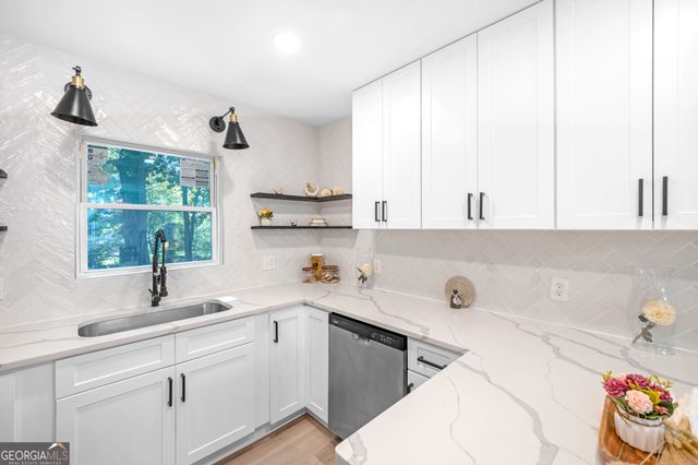 2545 Plantation Drive, Atlanta, GA 30344