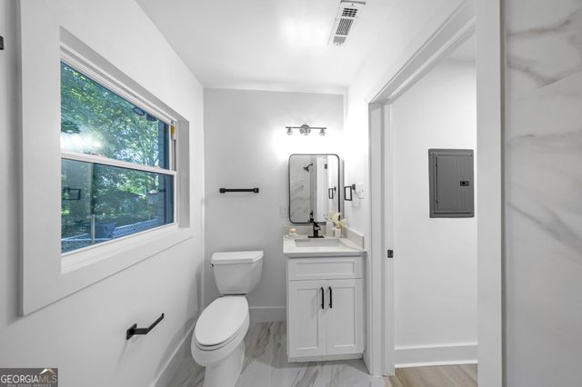 2545 Plantation Drive, Atlanta, GA 30344