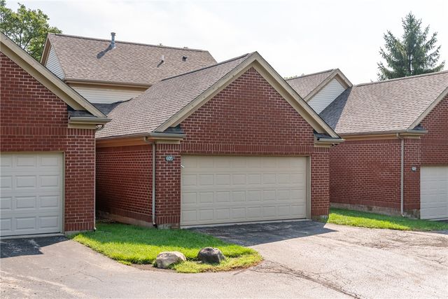 605 Cassel Hills Court, Vandalia, OH 45377