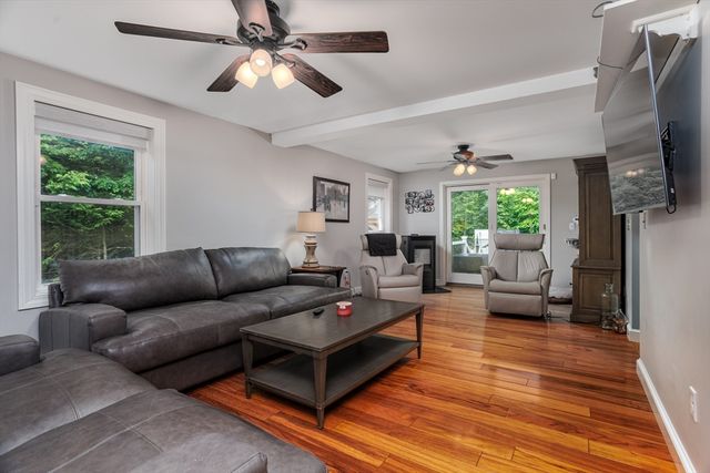 101 Royalston Rd N, Winchendon, MA 01475