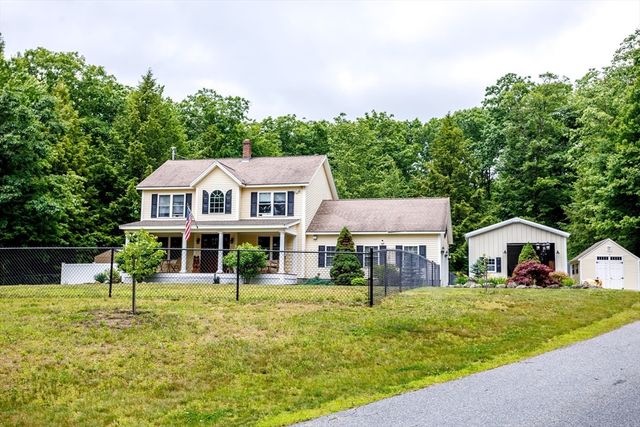 101 Royalston Rd N, Winchendon, MA 01475