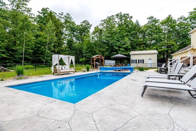 101 Royalston Rd N, Winchendon, MA 01475