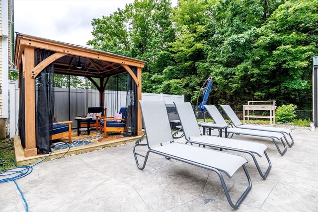 101 Royalston Rd N, Winchendon, MA 01475
