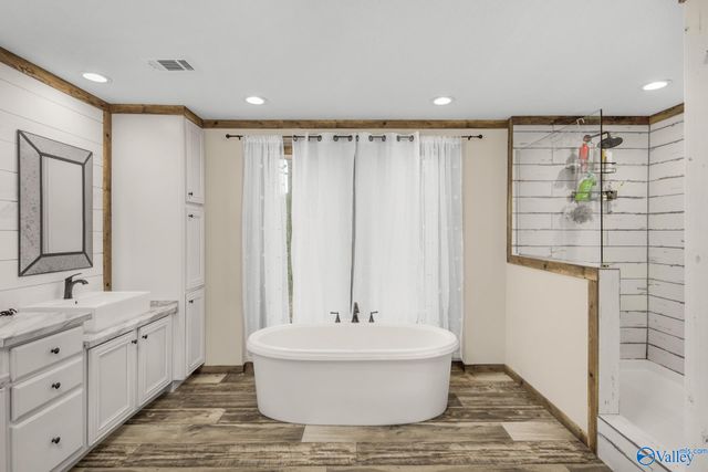 1180 County Road 1447, Falkville, AL 35622