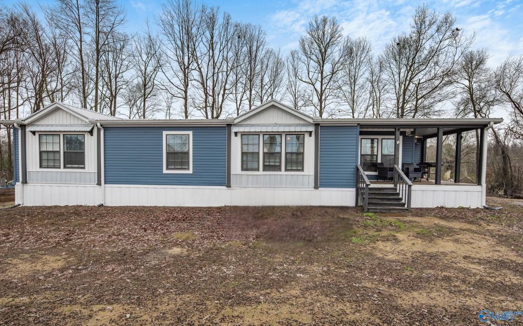 1180 County Road 1447, Falkville, AL 35622