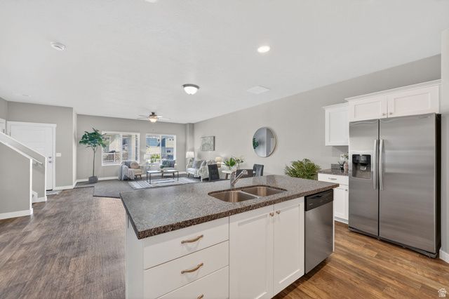 5638 W ISLAND RIDGE DR, West Valley City, UT 84118