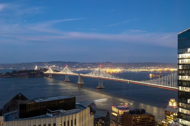 301 Mission Street 52B, San Francisco, CA 94105