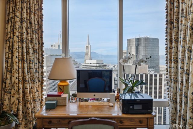 301 Mission Street 52B, San Francisco, CA 94105