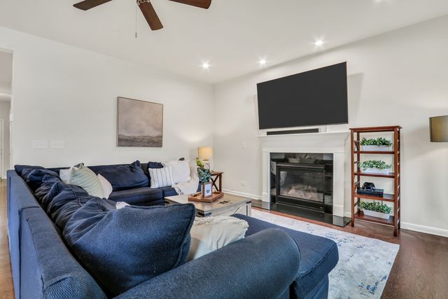 3132 Concord Lane, Wadsworth, IL 60083