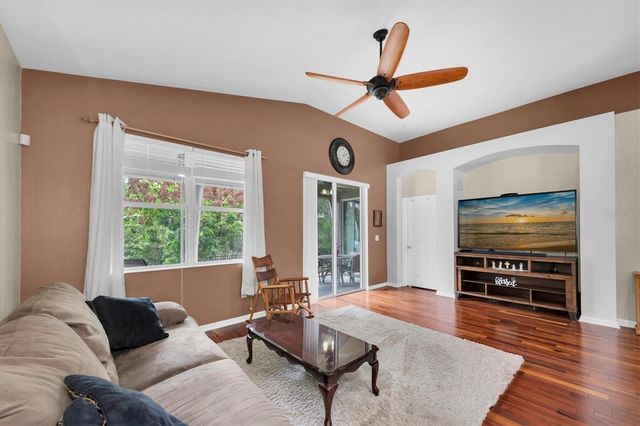 10133 CARAWAY SPICE AVENUE, Riverview, FL 33578