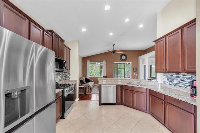 10133 CARAWAY SPICE AVENUE, Riverview, FL 33578