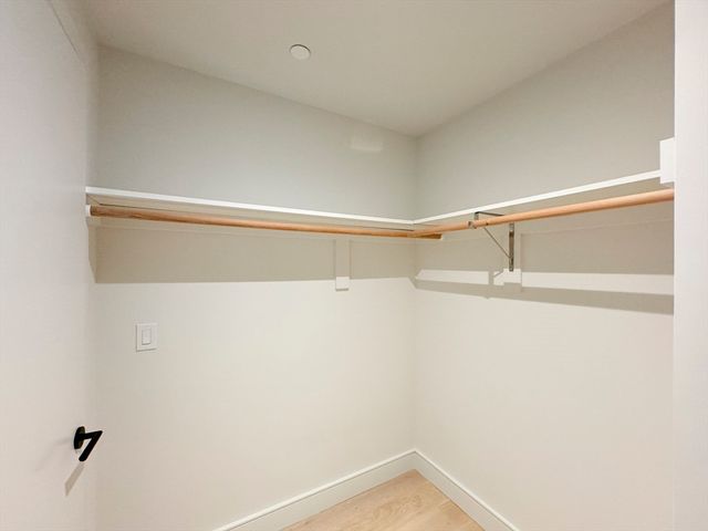 1 Nevins Hill Way 507, Boston, MA 02135