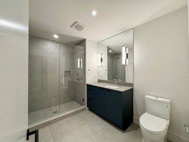 1 Nevins Hill Way 507, Boston, MA 02135