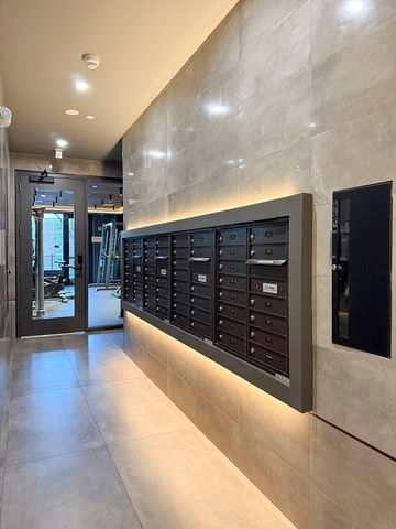 1 Nevins Hill Way 507, Boston, MA 02135