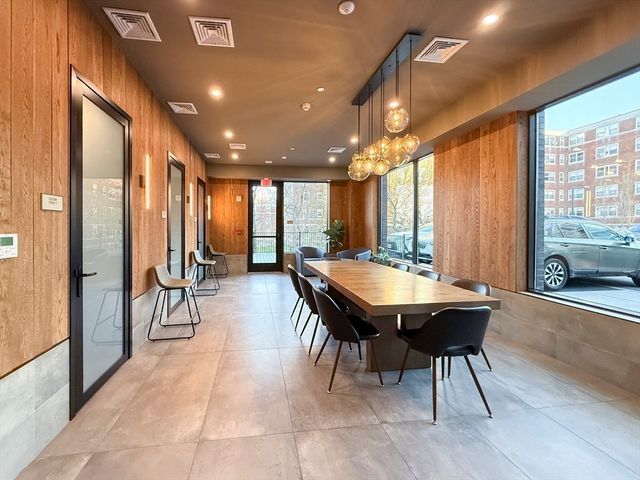 1 Nevins Hill Way 507, Boston, MA 02135