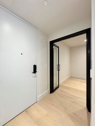 1 Nevins Hill Way 507, Boston, MA 02135