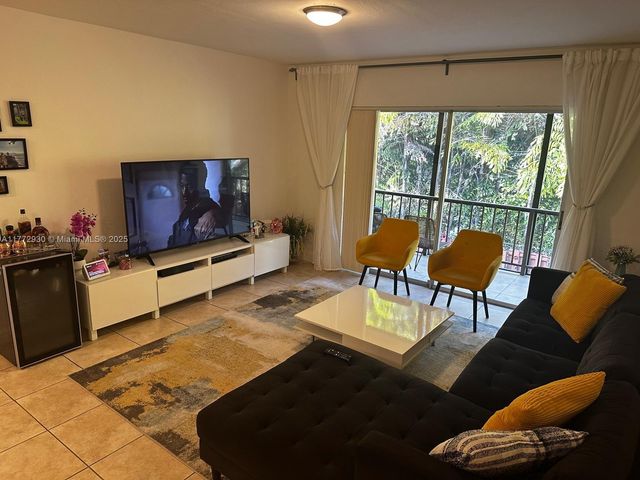 7951 SW 104th 210D, Miami, FL 33156