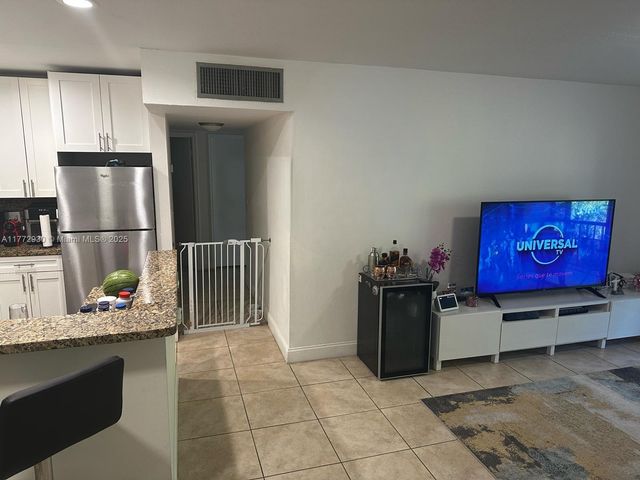 7951 SW 104th 210D, Miami, FL 33156