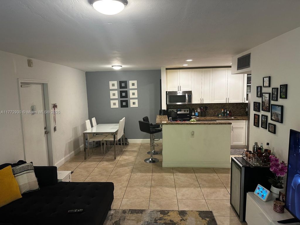 7951 SW 104th 210D, Miami, FL 33156