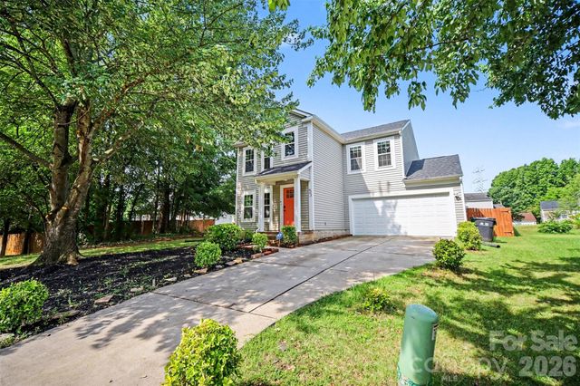 6111 Whispering Brook Court, Charlotte, NC 28216