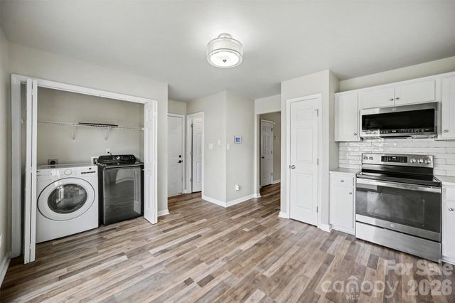 6111 Whispering Brook Court, Charlotte, NC 28216
