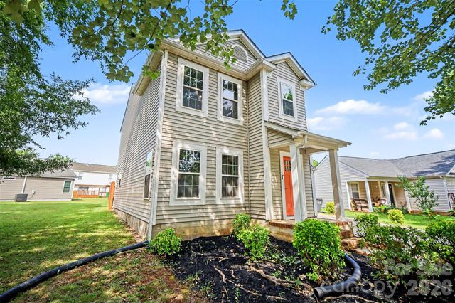 6111 Whispering Brook Court, Charlotte, NC 28216