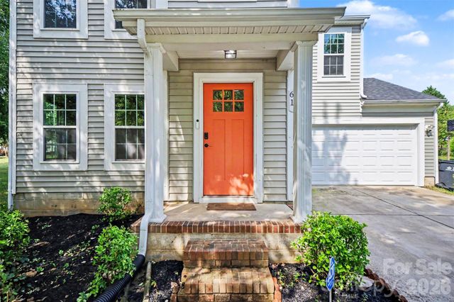 6111 Whispering Brook Court, Charlotte, NC 28216