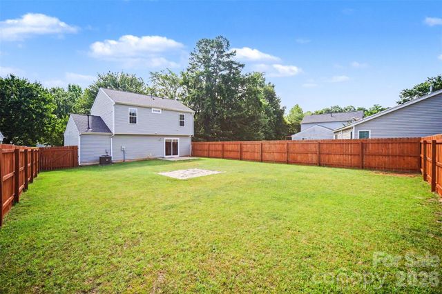 6111 Whispering Brook Court, Charlotte, NC 28216