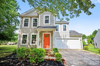 6111 Whispering Brook Court, Charlotte, NC 28216
