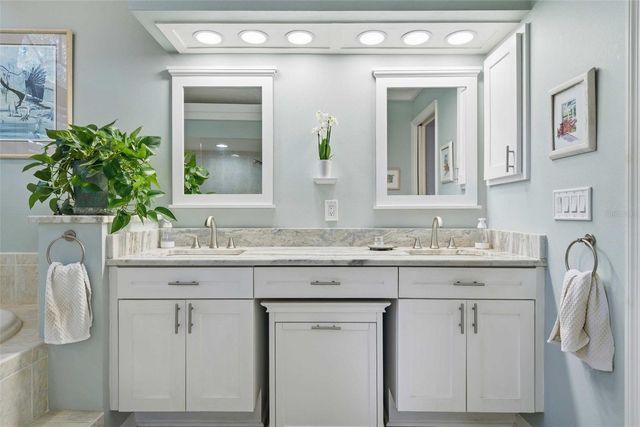 9925 SW 203RD CIRCLE, Dunnellon, FL 34431