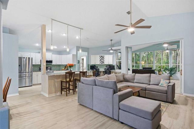 9925 SW 203RD CIRCLE, Dunnellon, FL 34431