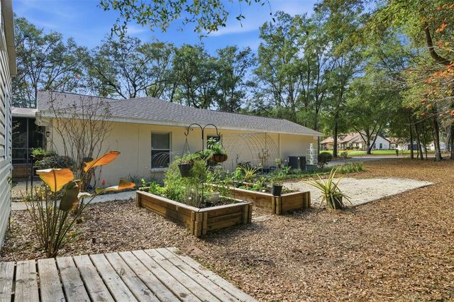 9925 SW 203RD CIRCLE, Dunnellon, FL 34431