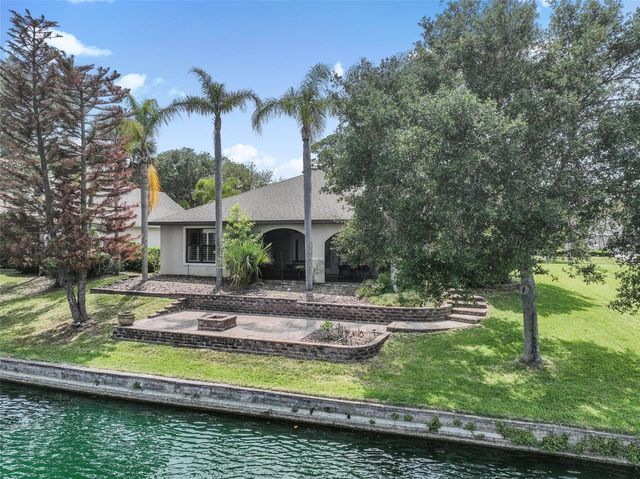 5 SANDPIPER COURT, Palm Coast, FL 32137